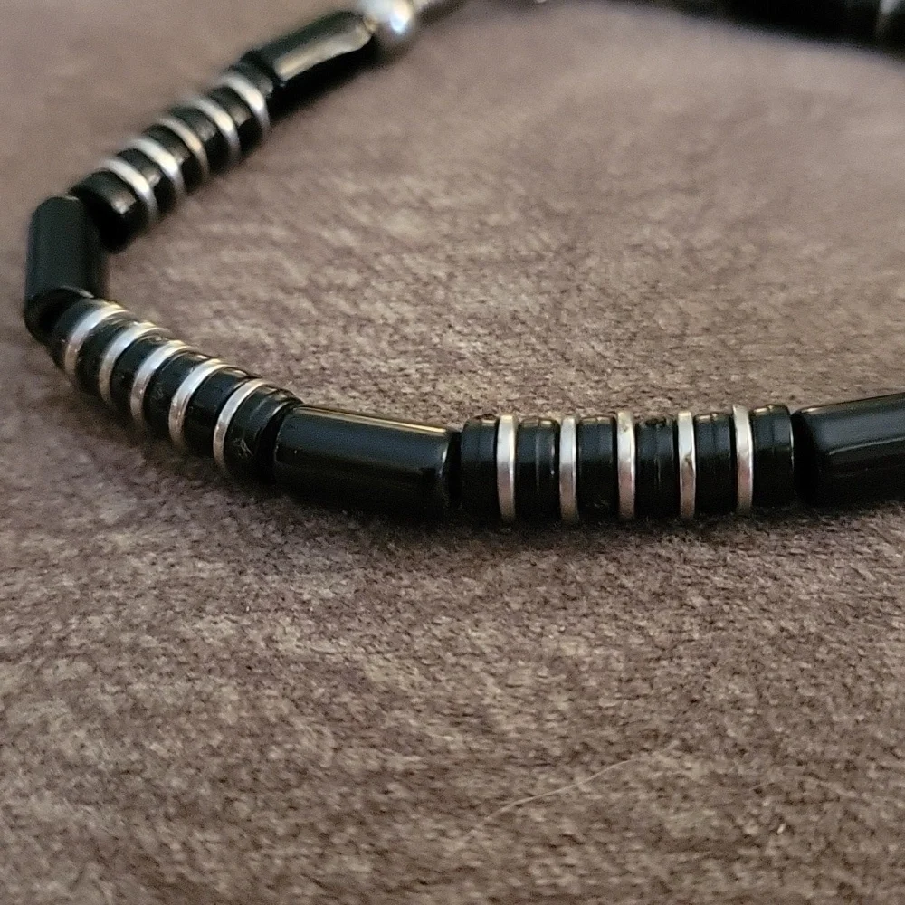 3/$30 VTG Men's Black Acrylic Tube Beaded Bracelet